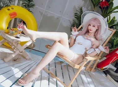 碧蓝航线夏天当然是玩水拉-ovo
