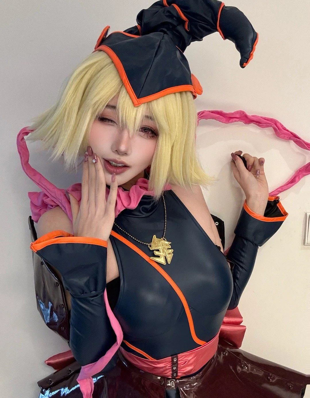 《游戏王》黑魔导女孩cosplay