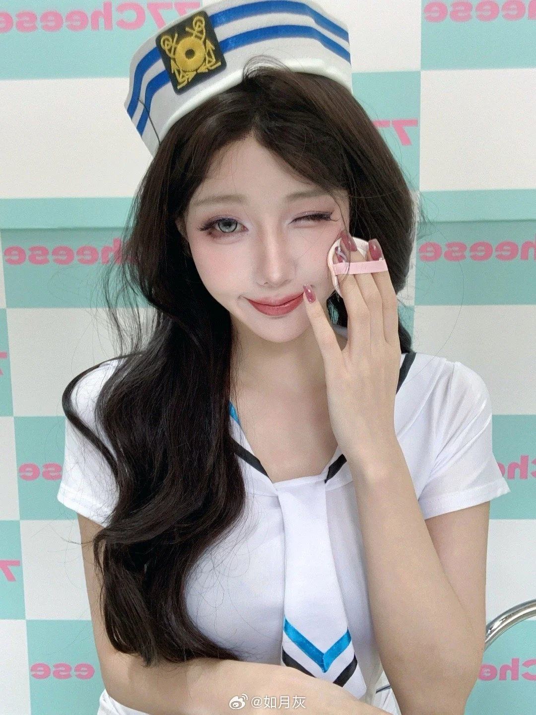 美女穿搭